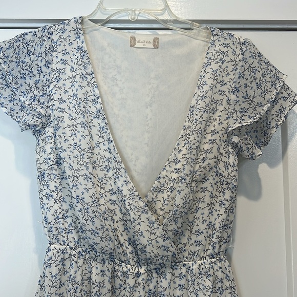 Altar'd State blue and White Flutter Sleeve Mini Sundress size XS. - Picture 3 of 7
